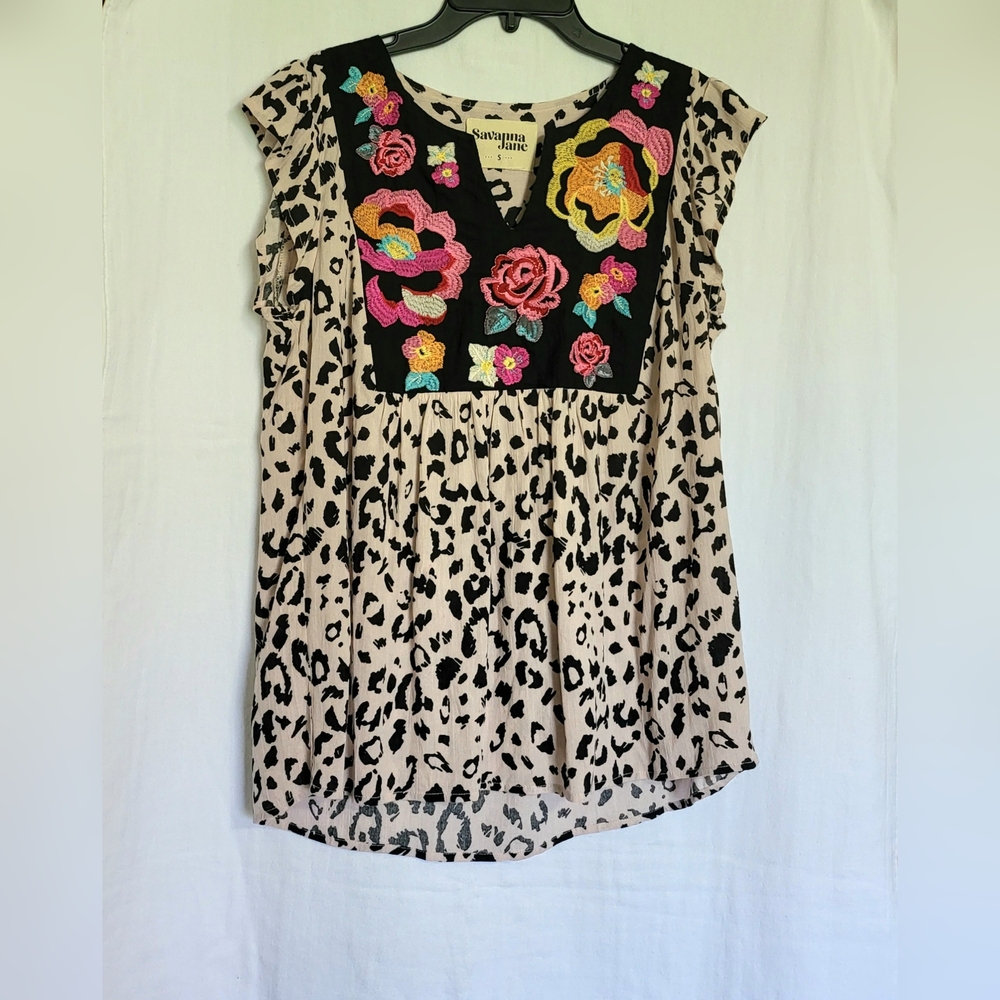 Savanna Jane Women Leopard Print Short Ruffle Sleeve Floral Embroidery Top Small